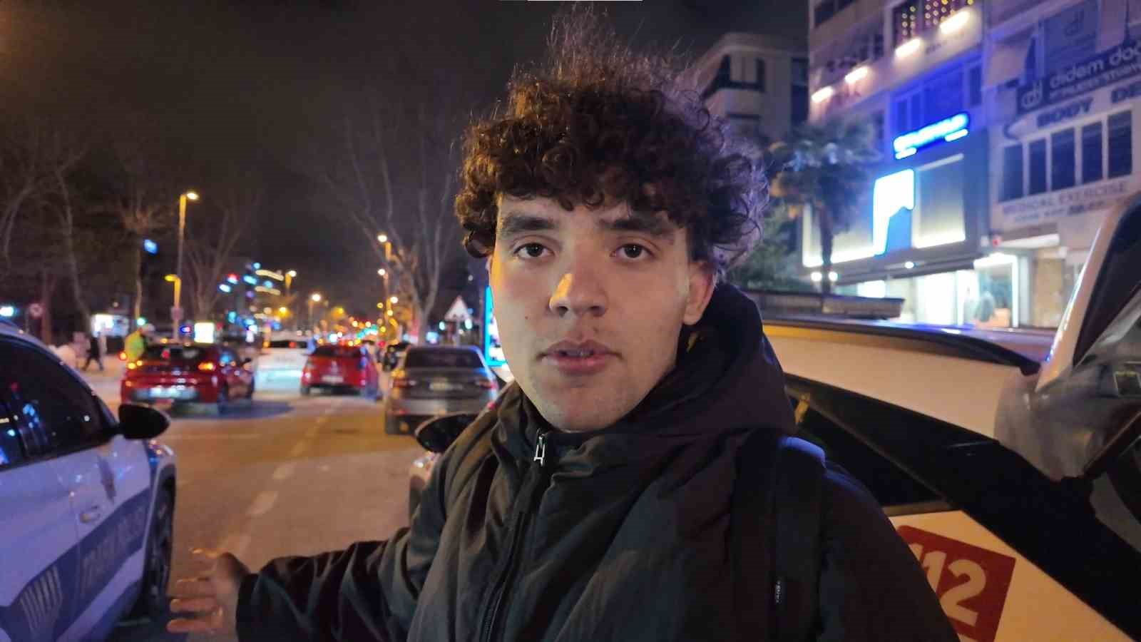 Egzoz sistemi mevzuata aykırı aracı 30 g&uuml;n men edildi, "Samsun&rsquo;dan tur atmak i&ccedil;in geldim" dedi
