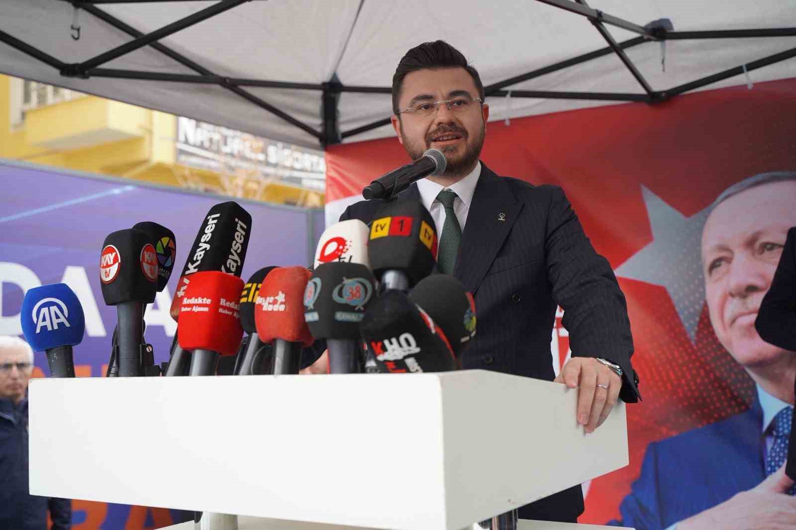 AK Parti Kayseri&rsquo;de bayramlaştı
