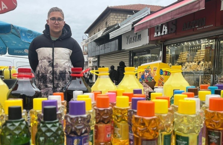 Tavşanlı pazarında bayram hareketliliği
