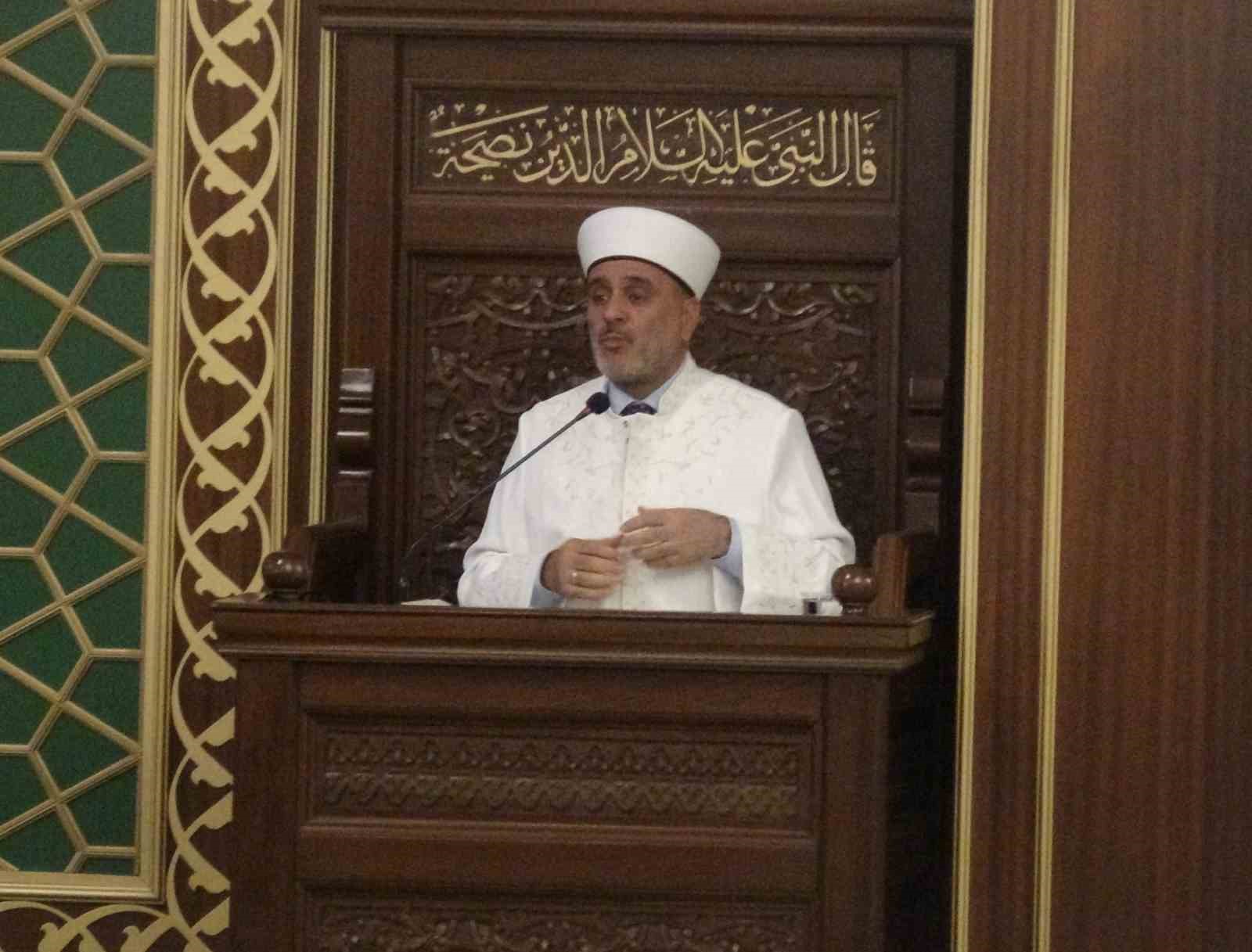 Malatya&rsquo;da bayram namazı yoğunluğu
