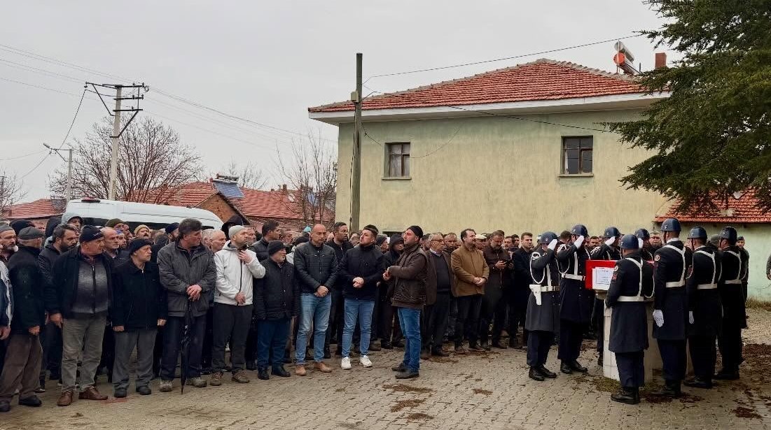 &Ccedil;ivrilli Uzman &Ccedil;avuş son yolculuğuna uğurlandı
