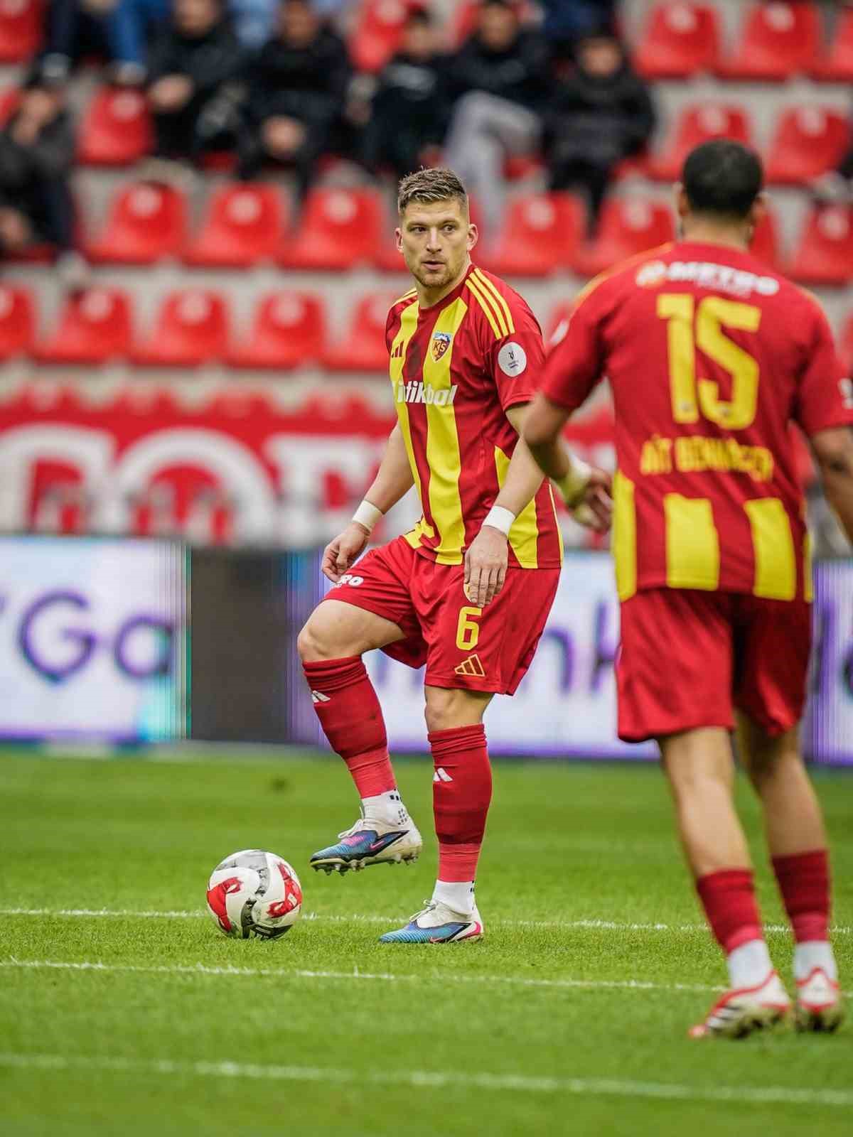 Semih G&uuml;ler&rsquo;den anlamlı mesaj
