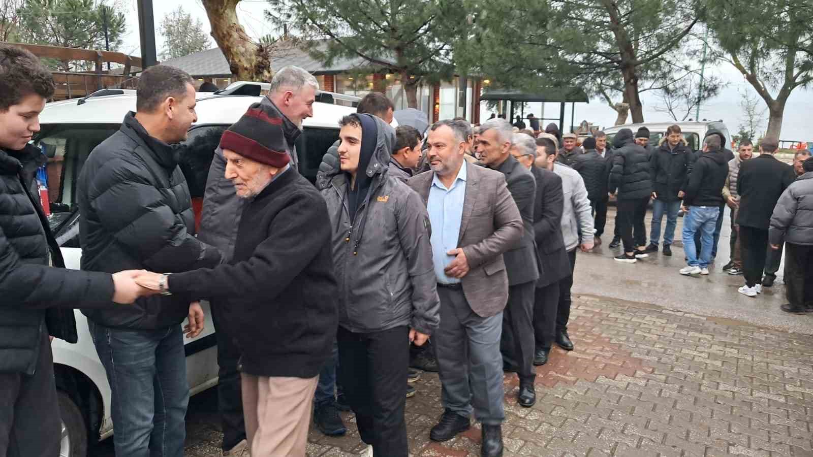 Boyalıca Mahallesi’nde bayram geleneği yaşatılıyor