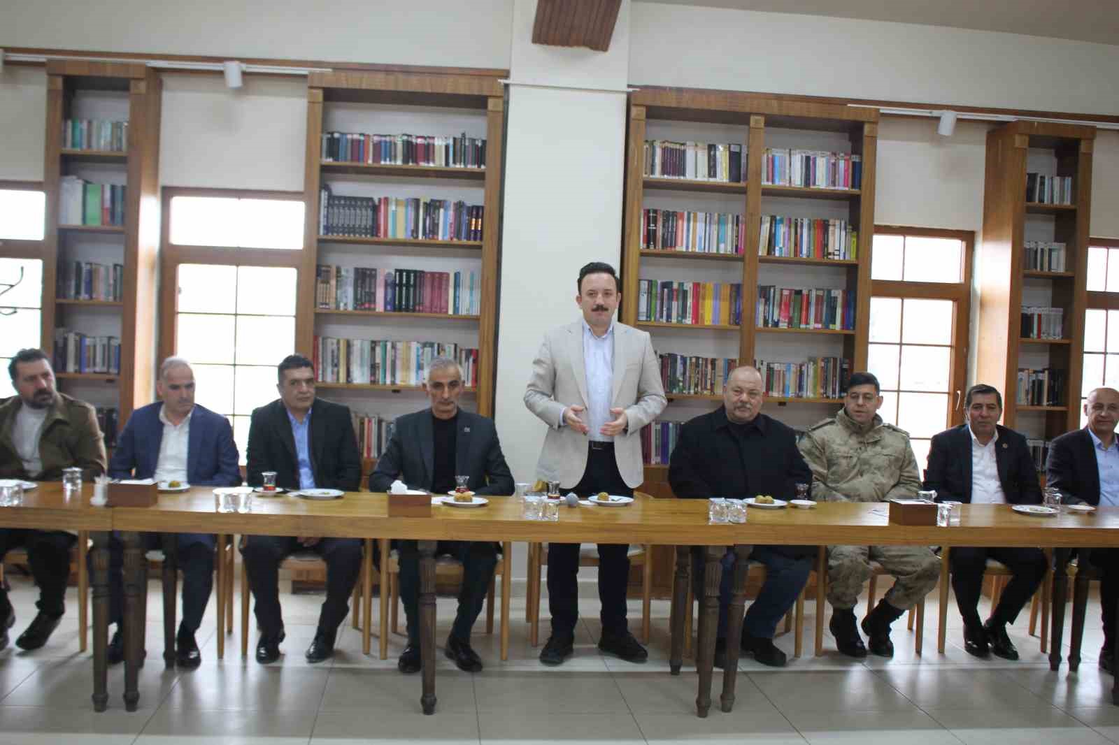 Malazgirt’te bayramlaşma töreni düzenlendi