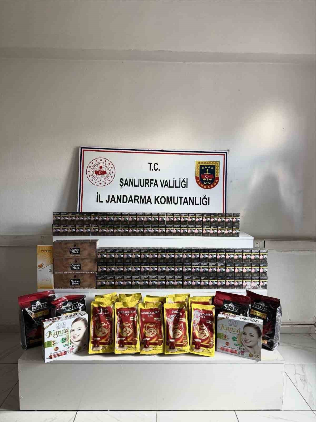 Şanlıurfa&rsquo;da ka&ccedil;ak t&uuml;t&uuml;n ve alkol operasyonu
