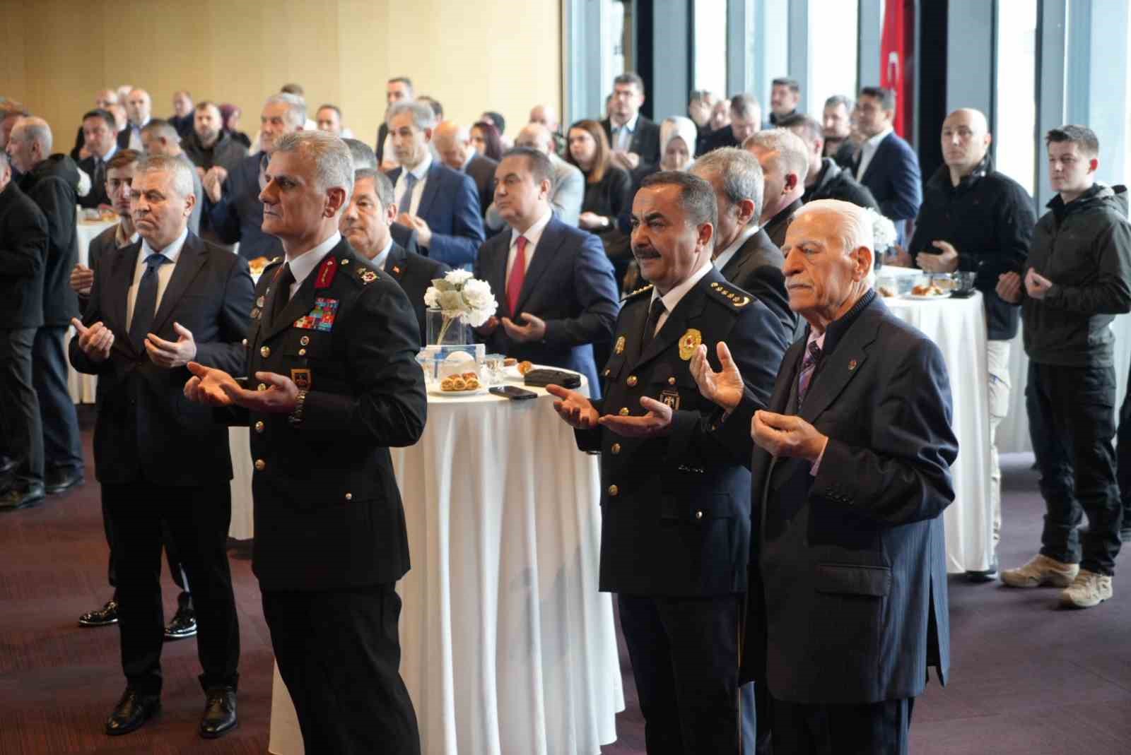 Samsun protokol&uuml; bayramlaştı
