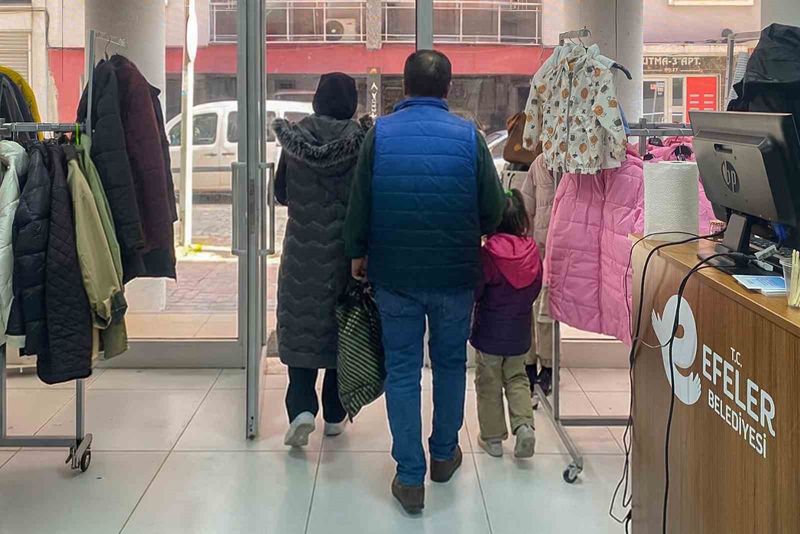 Efeler’de Ramazan dayanışması zirve yaptı