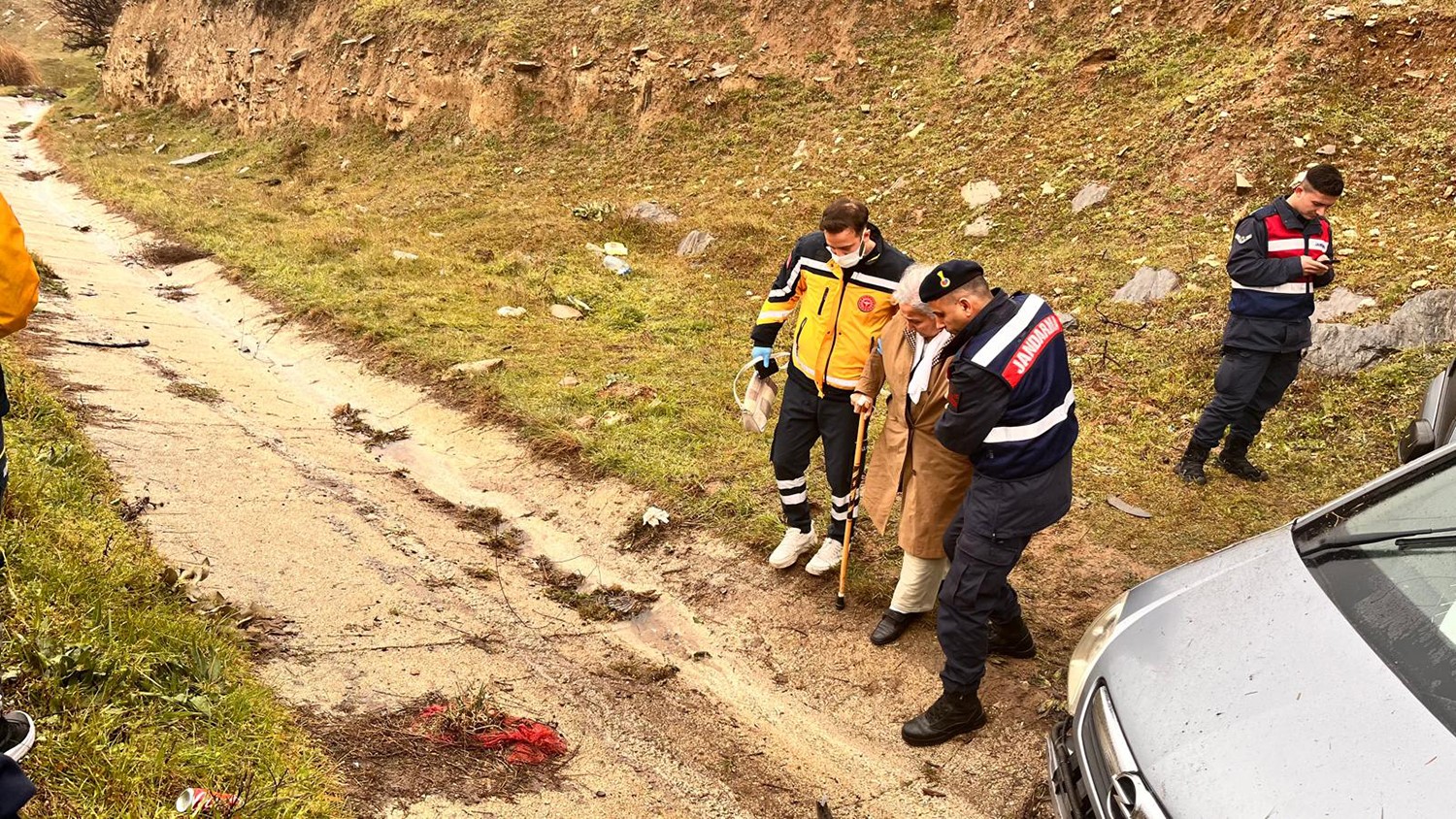 Otomobil şarampole u&ccedil;tu: 1 yaralı
