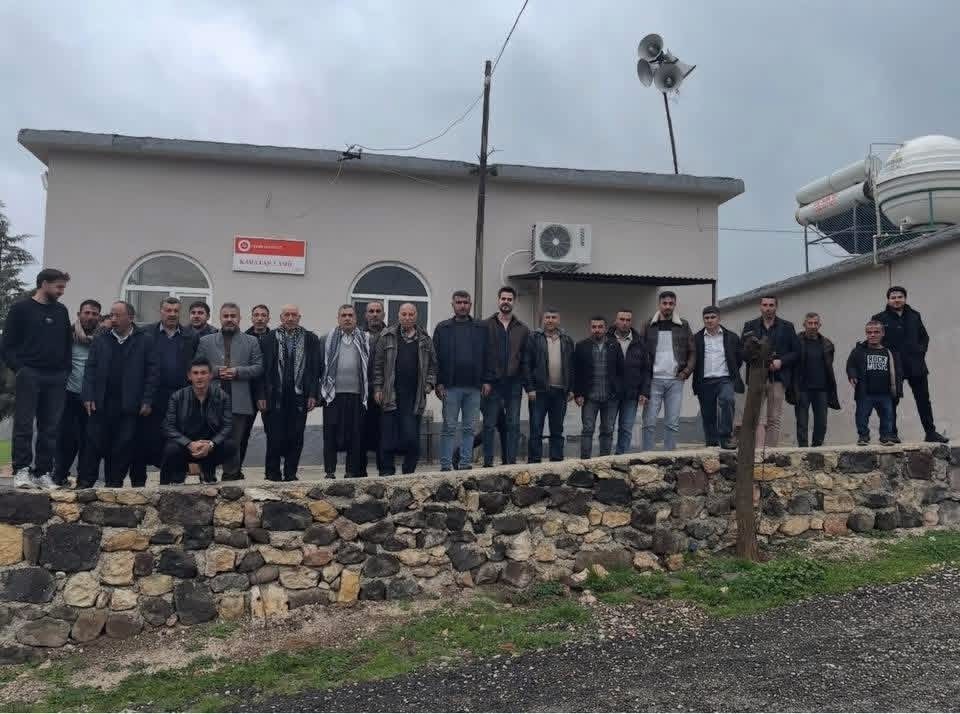 &Ccedil;ermik Karataş Mahallesinde 176 yıldır bayramlaşma geleneği devam ediyor
