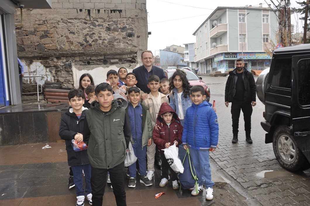 Bulanık Kaymakamı Koşansu&rsquo;dan bayram ziyaretleri
