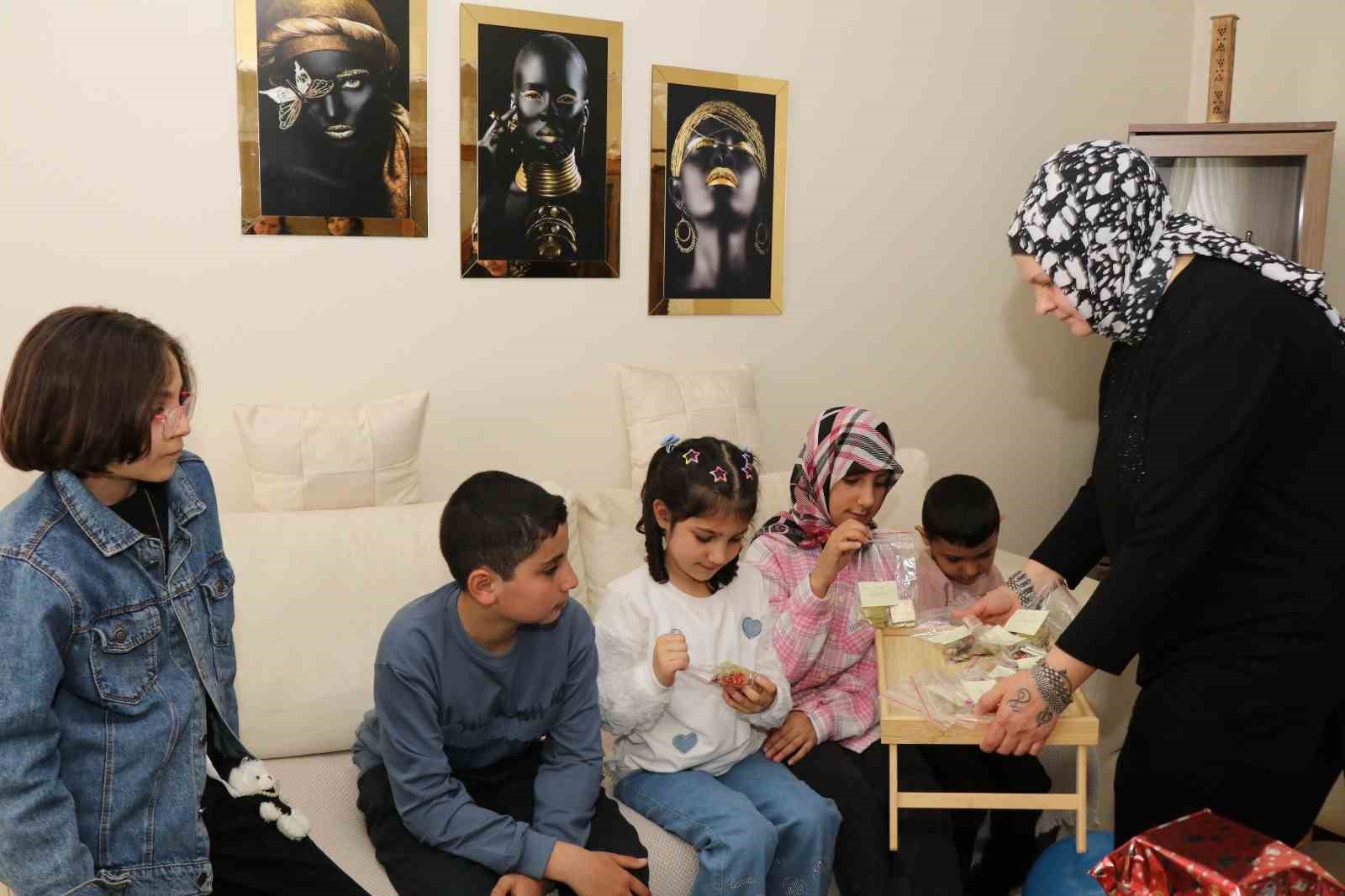 Çocuklara bayram tadında misafirlik