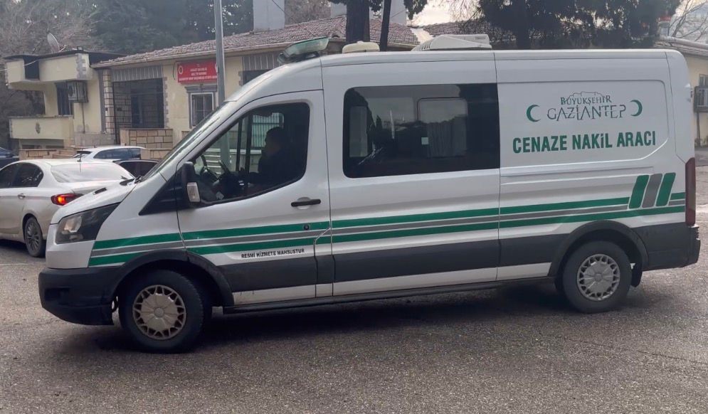 Kontrolden çıkarak takla atan aracın genç sürücüsü hayatını kaybetti