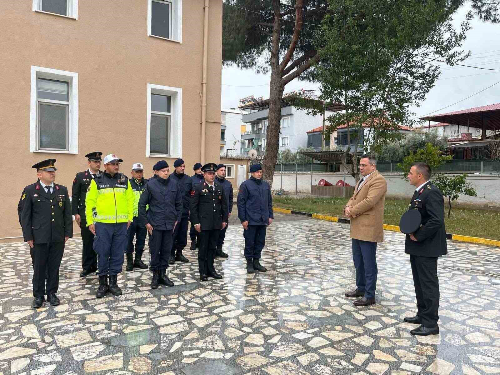 Kaymakam Dalak bayramda g&ouml;rev başındaki kamu personelini unutmadı
