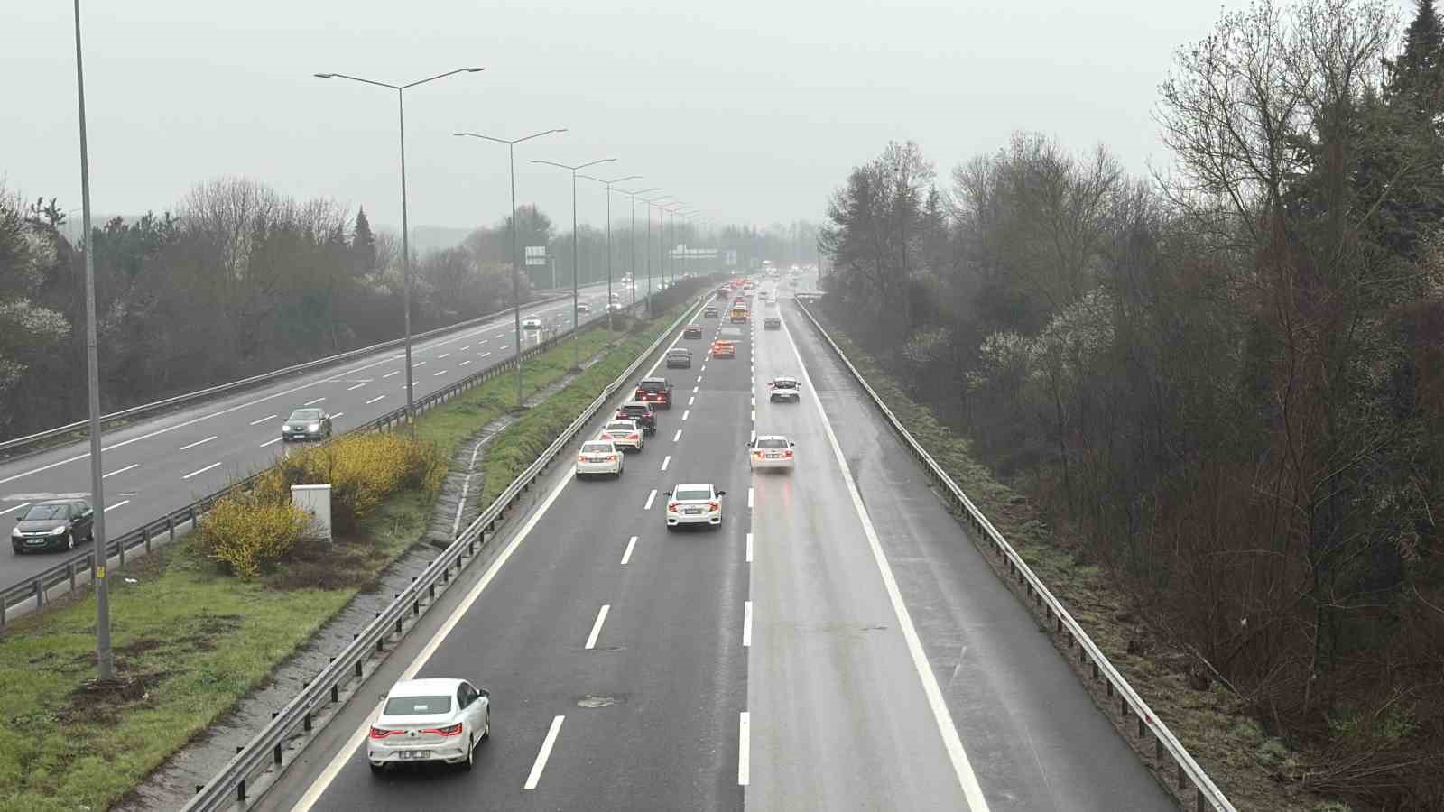 Düzce’de bayram dönüşü akıcı yoğunluk