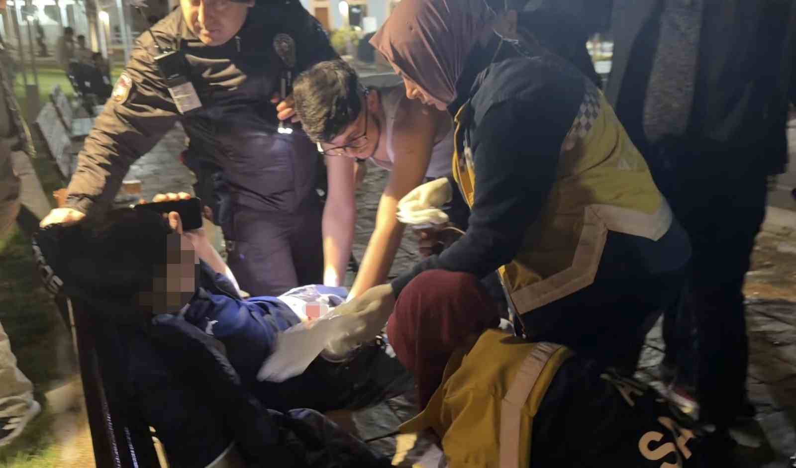 Aksaray’da parkta bıçaklanan çocuk ağır yaralandı