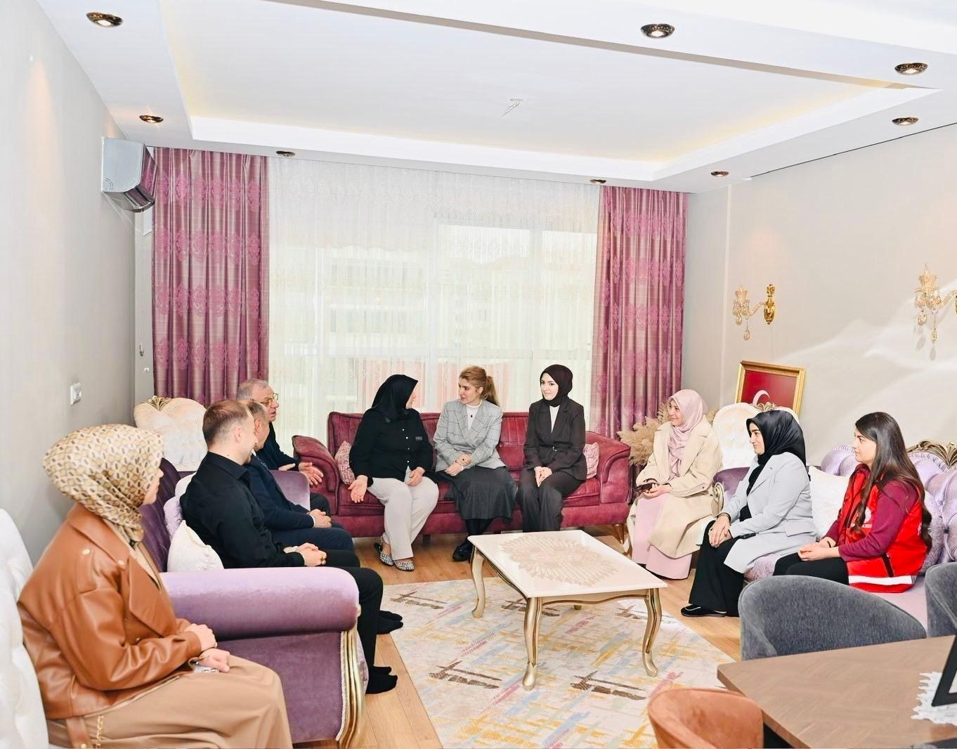 Milletvekili Ölmeztoprak’tan şehit ailesine bayram ziyareti