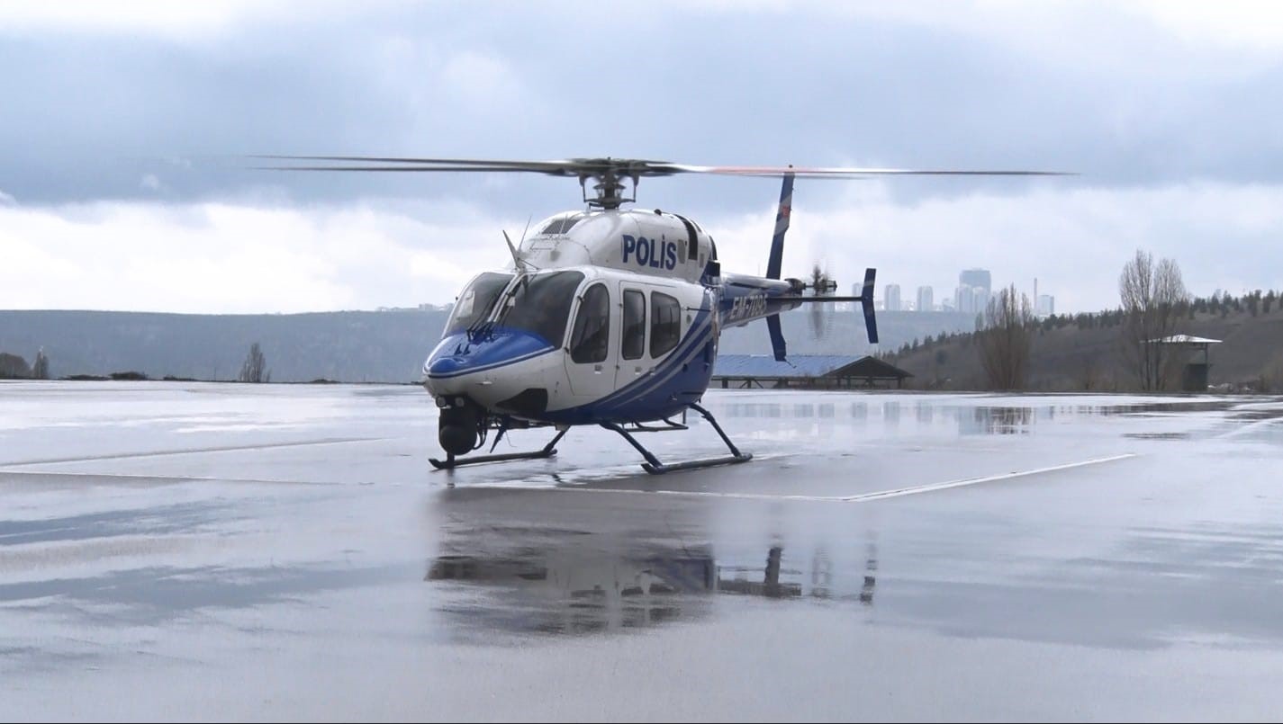 Başkentte bayramın son gününde trafik hareketliliği havadan takip ediliyor