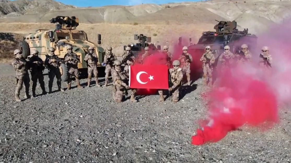 Polis &Ouml;zel Harekat 43 yaşında
