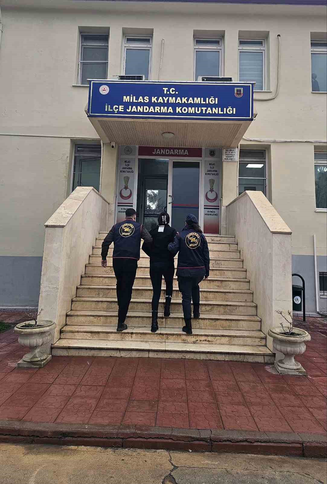 Çeşitli suçlardan aranan 38 şahıs tutuklandı