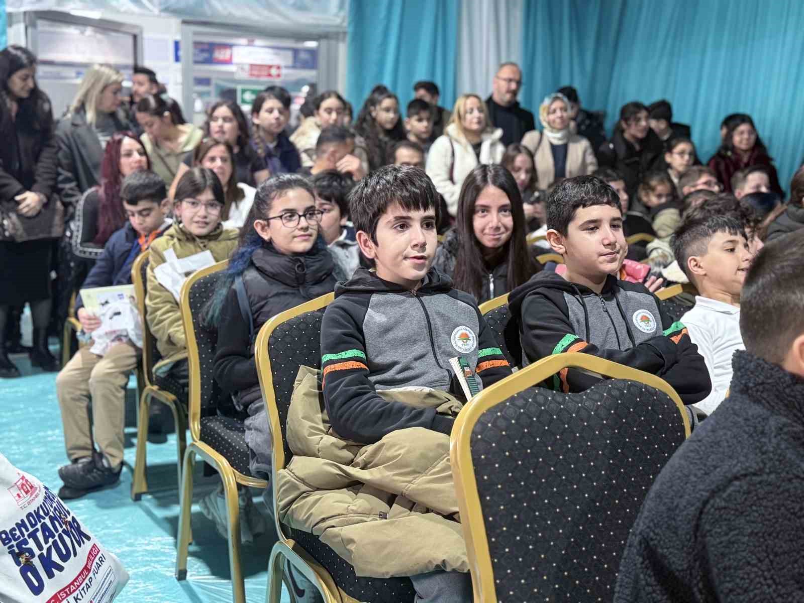 Vali Davut G&uuml;l:&rsquo;&rsquo;Kitap okuma projesi ile okullarımızdaki kitap sayısını 6 bu&ccedil;uk milyondan 13 milyona &ccedil;ıkardık&rsquo;&rsquo;
