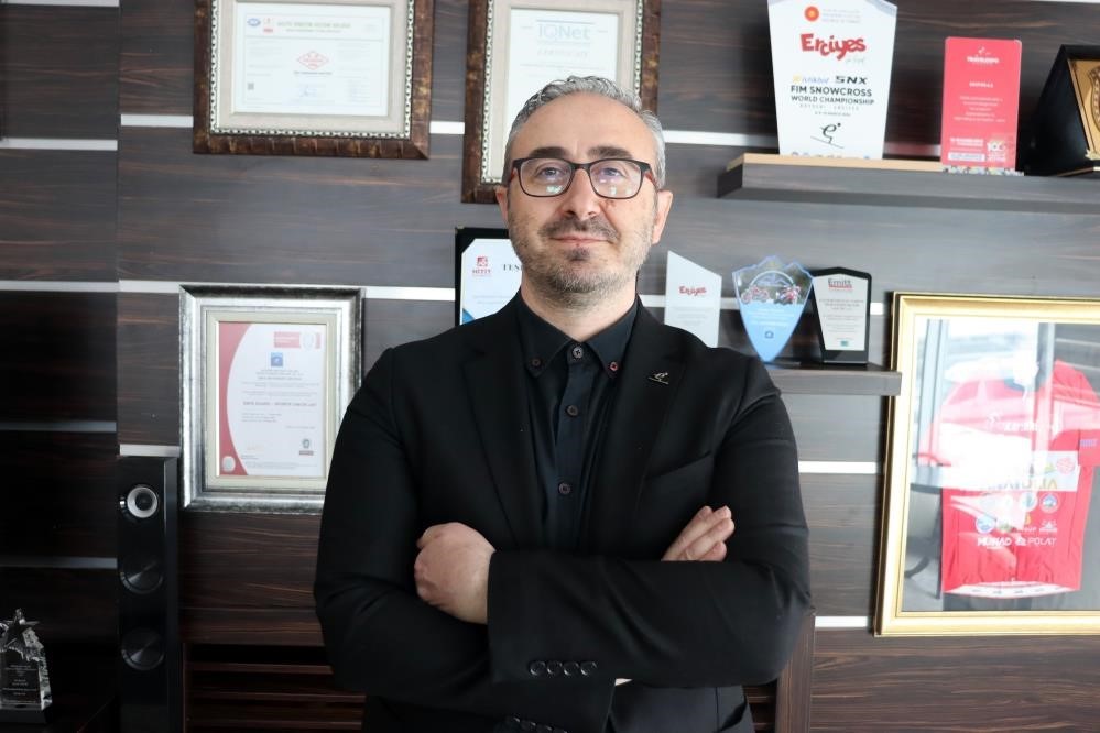 Erciyes&rsquo;te ziyaret&ccedil;i hedefine sezon bitmeden ulaşıldı
