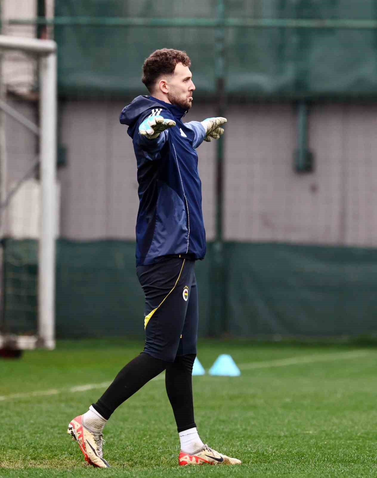 Fenerbah&ccedil;e&rsquo;de Beşiktaş derbisinin hazırlıkları devam etti
