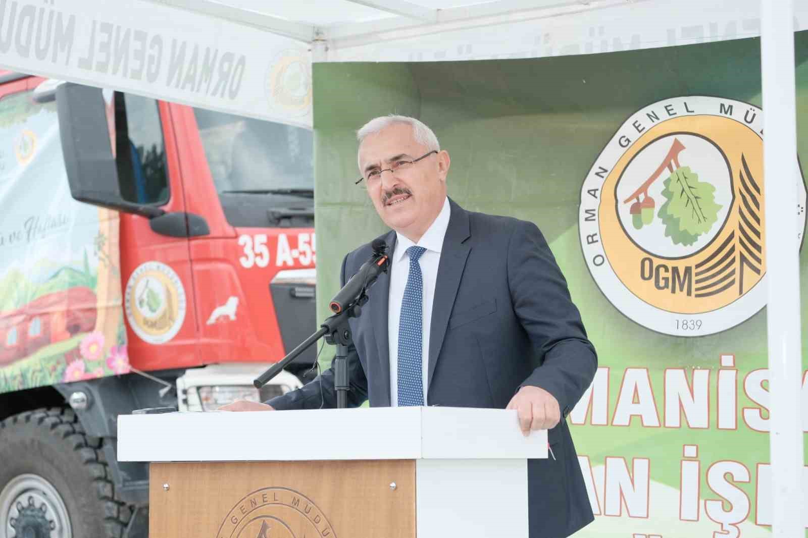 Manisa&rsquo;da yanan alanlar yeniden yeşeriyor
