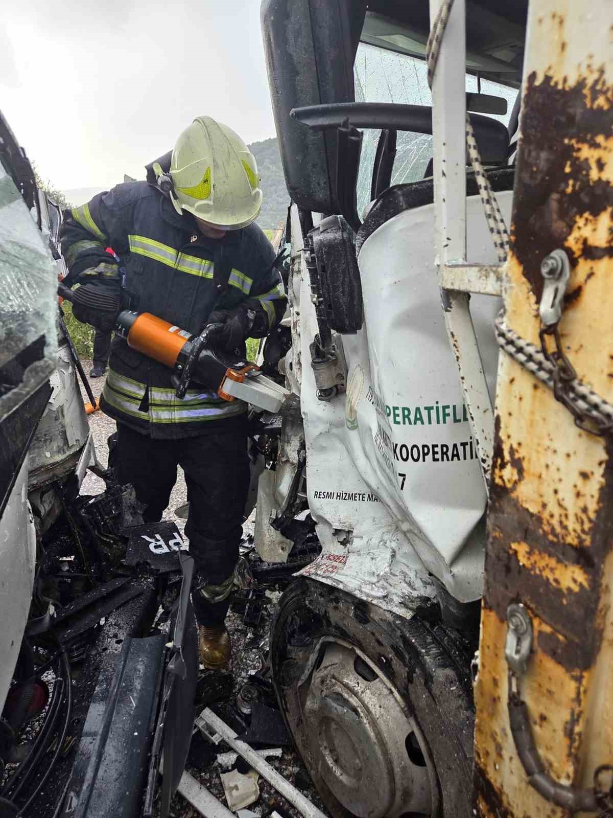 Milas&rsquo;ta sıkışmalı kaza
