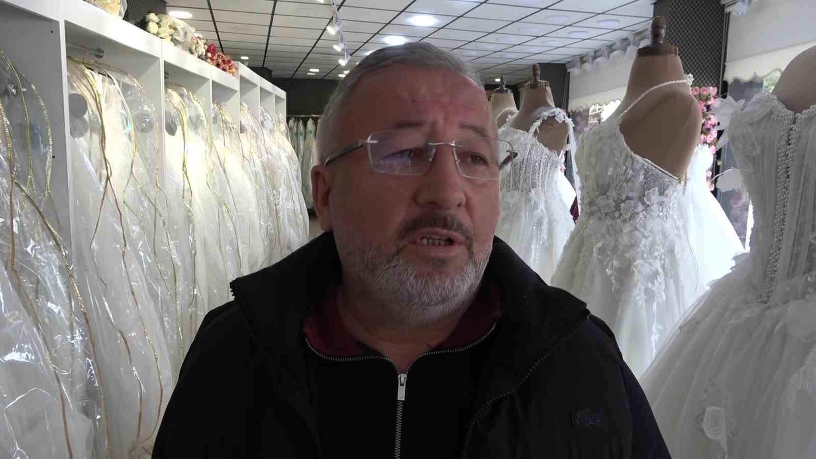 Amasya&rsquo;da otomobilin &ccedil;arptığı motosikletli havada takla attı
