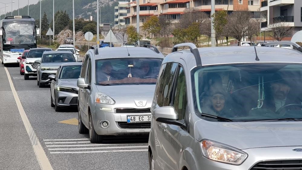 Muğla&rsquo;da bayram tatilinde 160 binden fazla ara&ccedil; giriş ve &ccedil;ıkışı oldu
