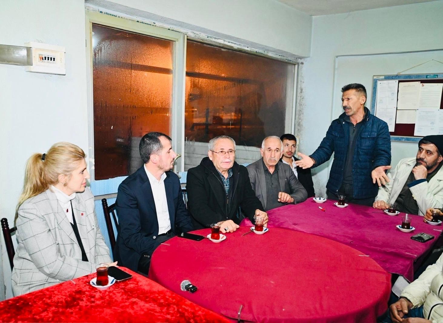 Milletvekili Ölmeztoprak gönüllere dokundu