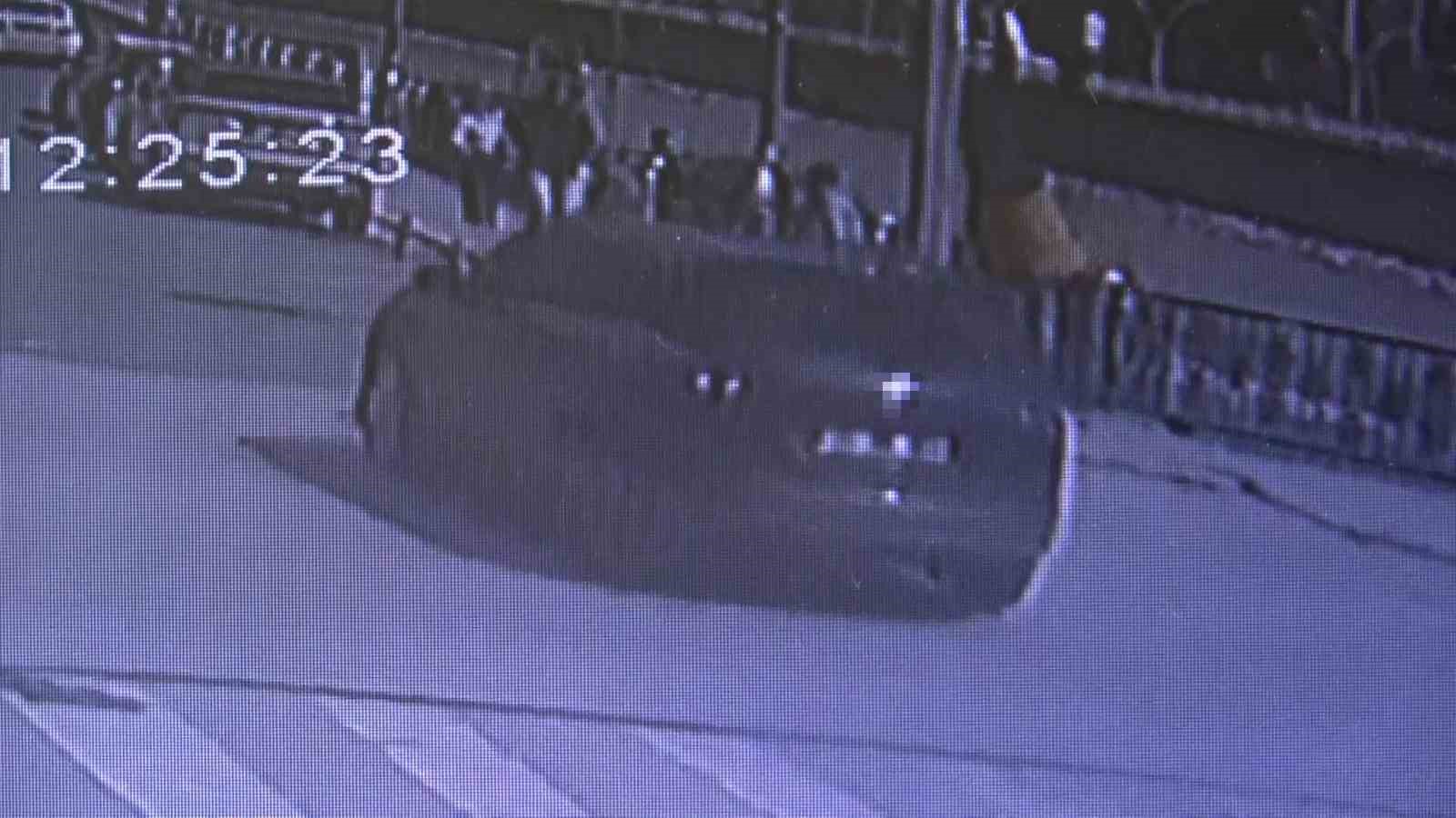 Amasya’da otomobilin çarptığı motosikletli havada takla attı