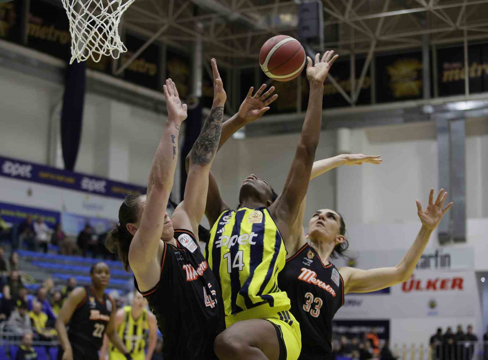 Fenerbah&ccedil;e, Kadınlar Basketbol S&uuml;per Ligi yarı final serisinde 1-0 &ouml;ne ge&ccedil;ti
