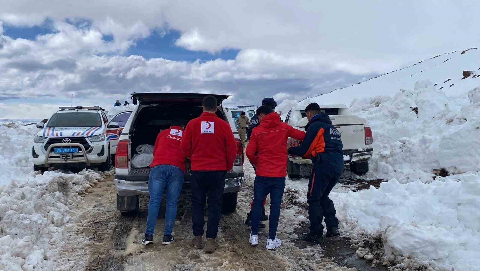 Ağrı Dağı’nda kaybolan dağcı için arama çalışması başlatıldı
