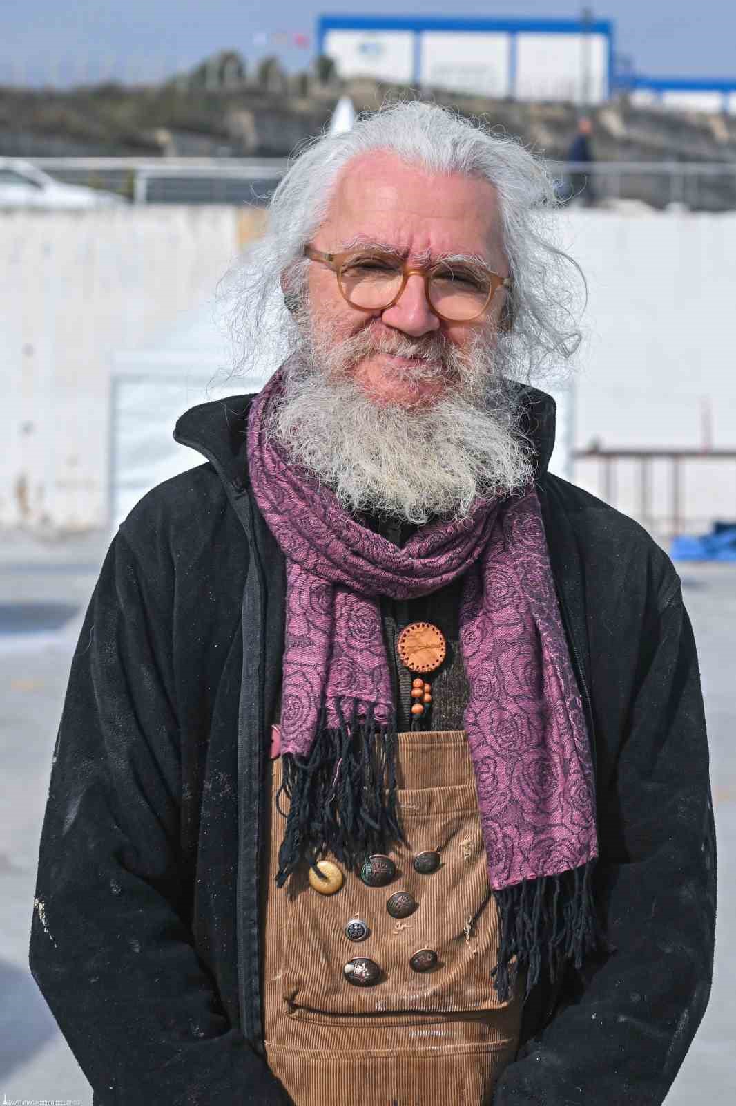 Marble İzmir&rsquo;de mermer sanata d&ouml;n&uuml;ş&uuml;yor
