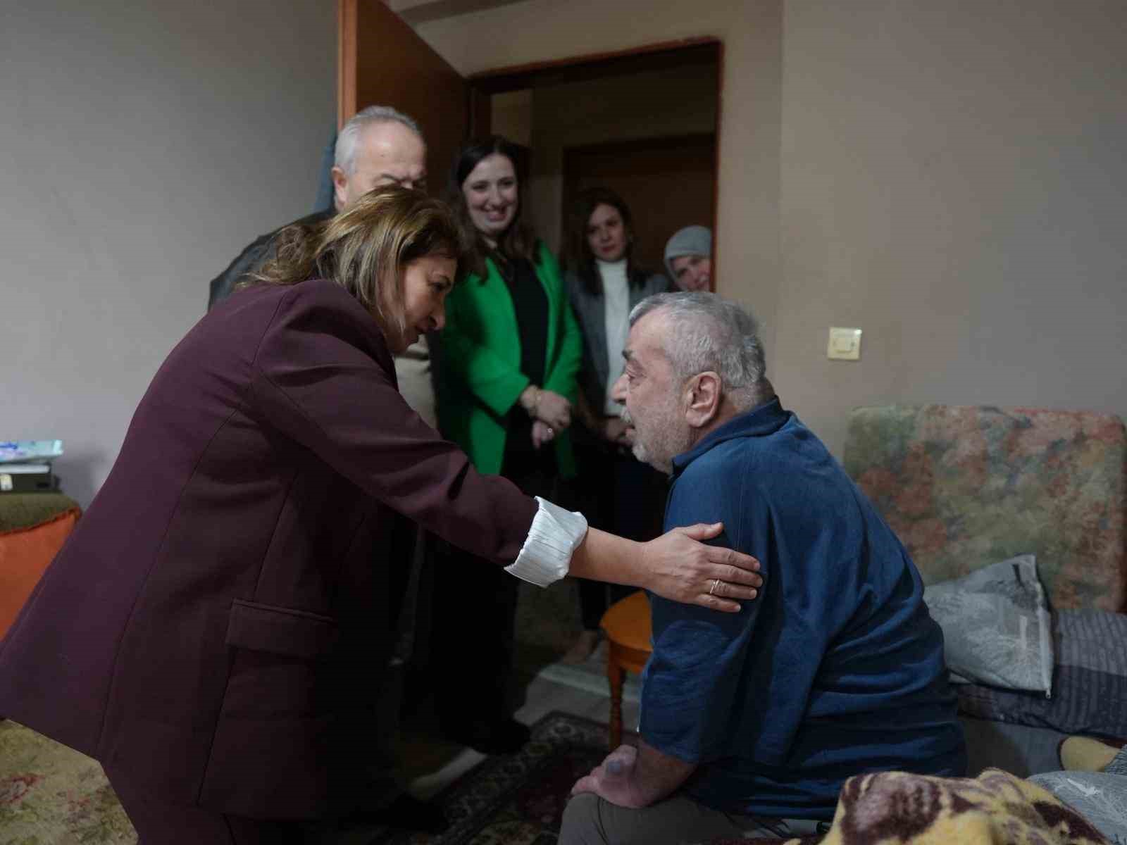 D&uuml;zce Belediyesi yaşlıları yine unutmadı
