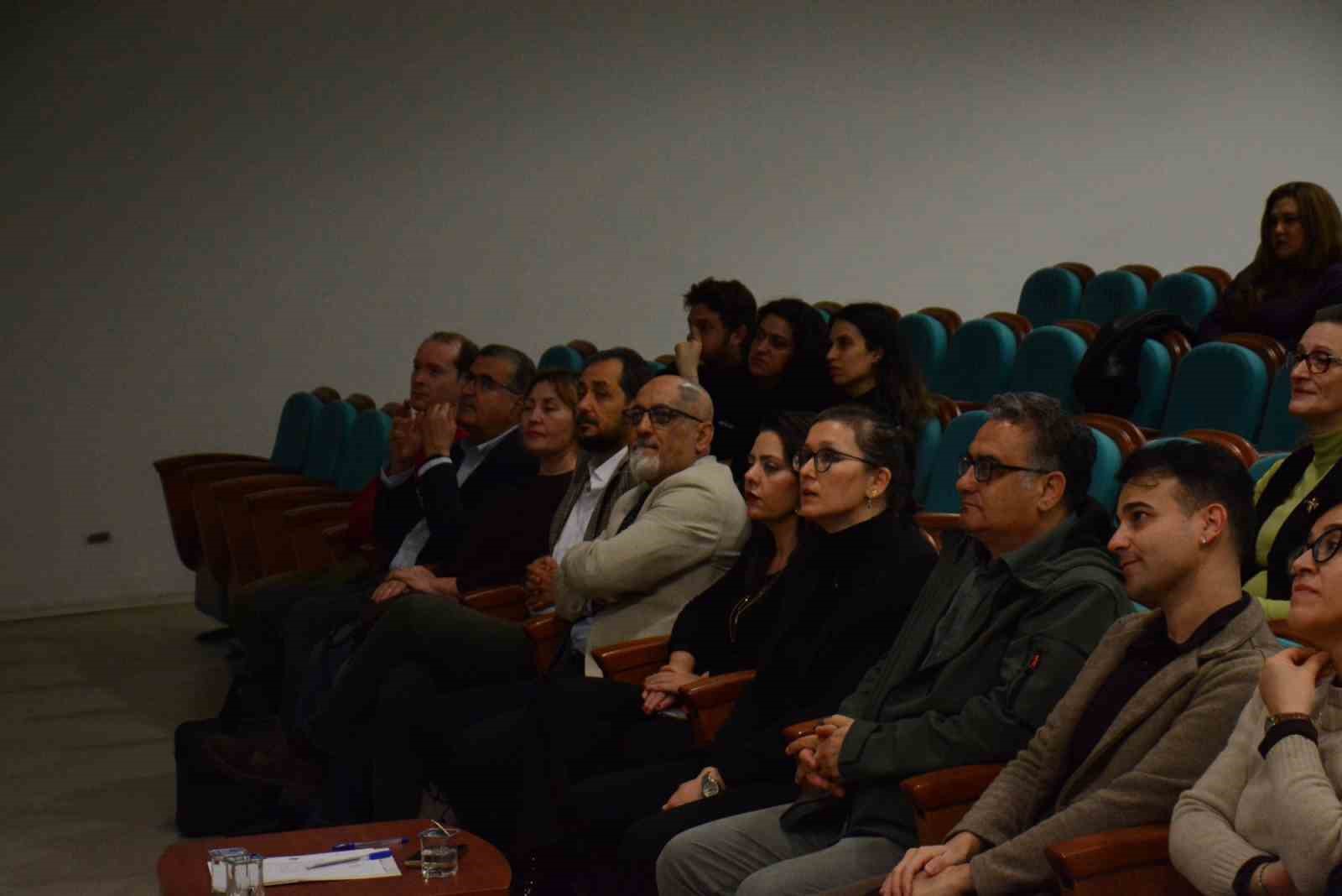 Eğitim Fak&uuml;ltesi&rsquo;nde yapay zek&acirc; destekli &ouml;ğretmen eğitimi projesi başlatıldı
