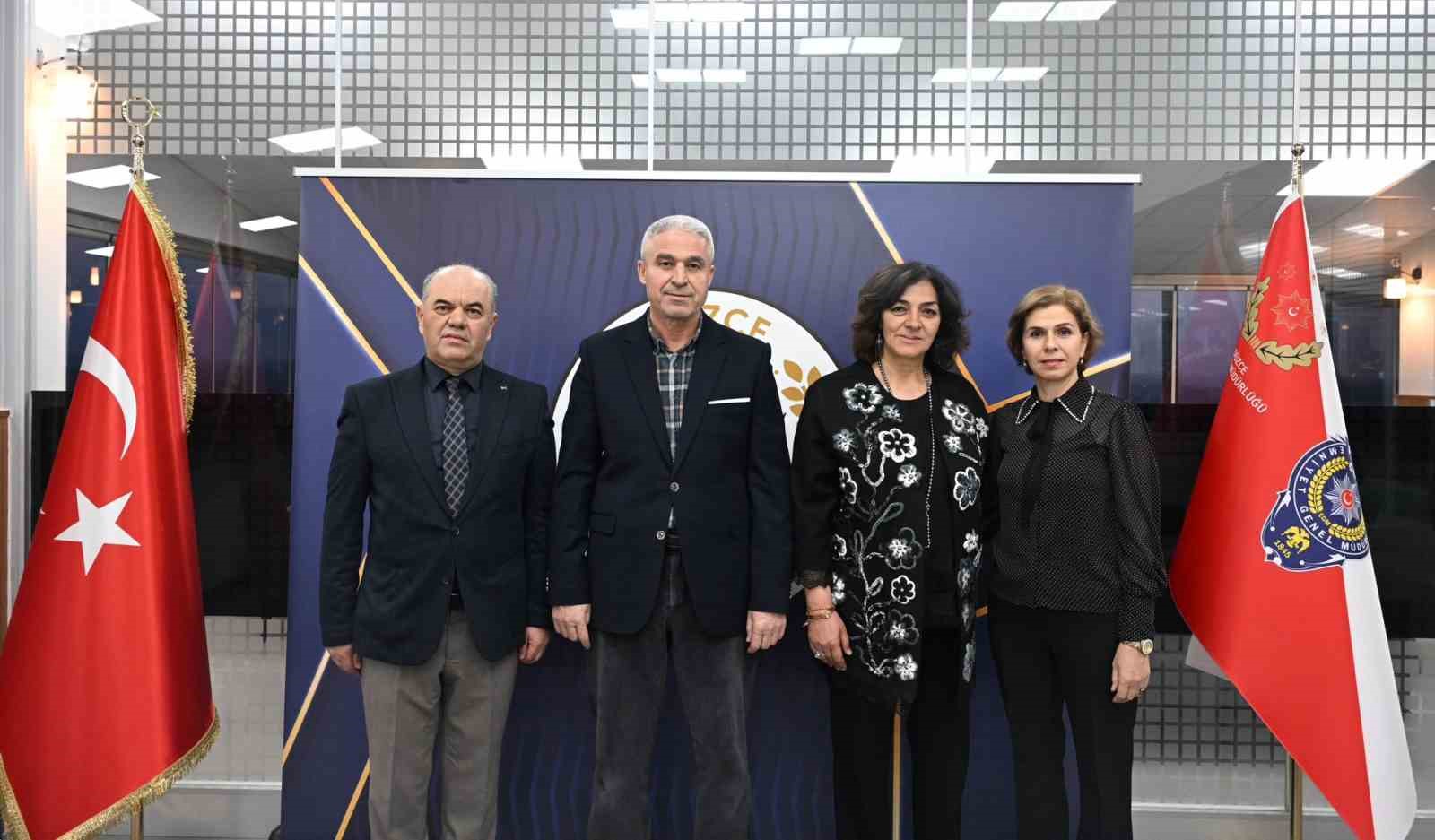 Kaynaşlı emniyet m&uuml;d&uuml;r&uuml; Manisa&rsquo;ya tayin oldu
