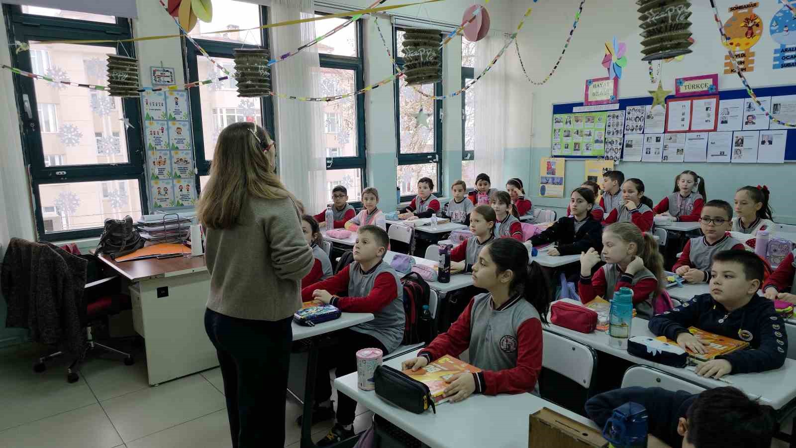 Edirne&rsquo;de &ouml;ğrencilere finansal okuryazarlık eğitimi
