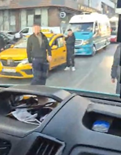 Minib&uuml;ste taciz iddiası bı&ccedil;aklı gerginliğe d&ouml;n&uuml;şt&uuml;
