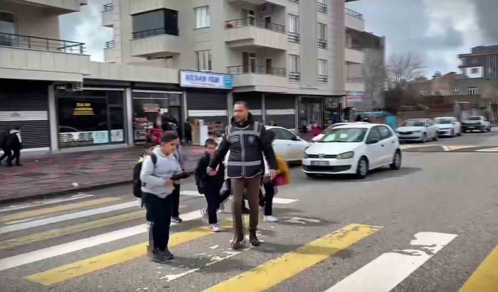 Okul &ccedil;evresindeki denetimlerde ceza yağdı
