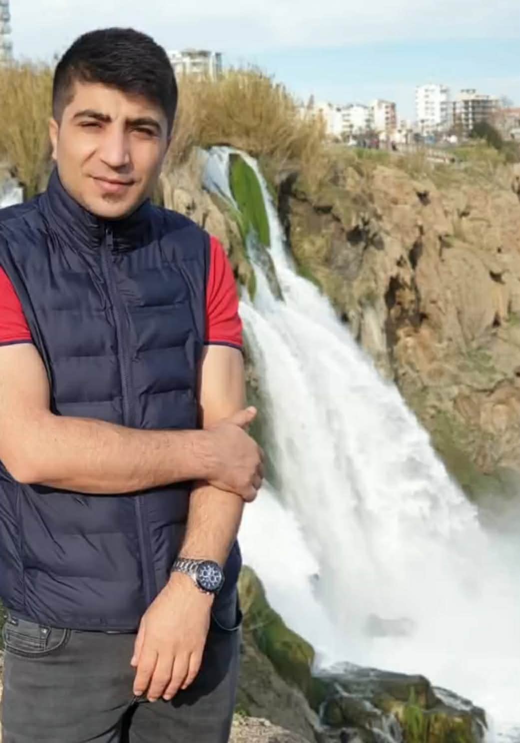 Mazıdağı&rsquo;nda bir kişinin hayatını kaybettiği silahlı kavgada ağabey g&ouml;zaltına alındı
