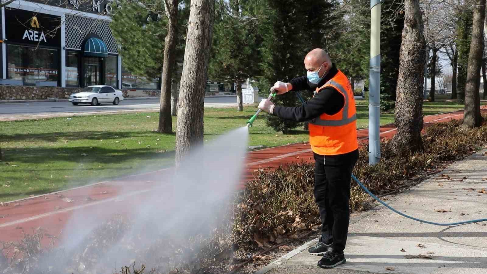 Elazığ ila&ccedil;lama &ccedil;alışmaları başladı
