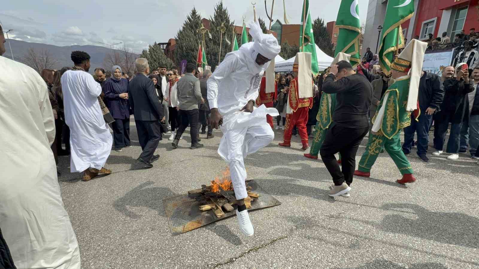 Uluslararası &ouml;ğrenciler Tokat&rsquo;ta Nevruz coşkusuna ortak oldu

