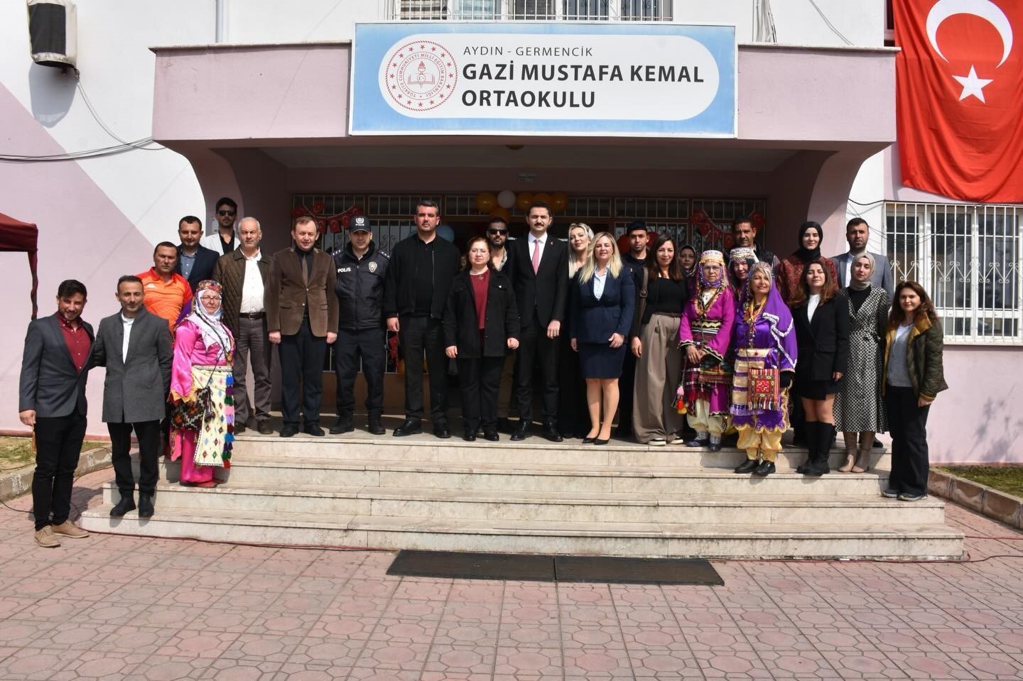 Germencik&rsquo;te &rsquo;Nevruz&rsquo; coşkusu yaşandı
