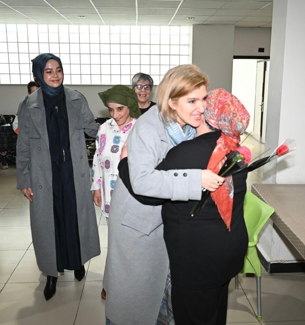 Milletvekili &Ouml;lmeztoprak&rsquo;tan sosyal farkındalık, b&uuml;y&uuml;kler ve &uuml;retim odaklı ziyaretler
