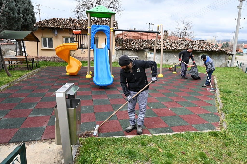 İn&ouml;n&uuml;&rsquo;de &ccedil;&ouml;p konteynerleri i&ccedil;in yeni d&uuml;zenlemeler
