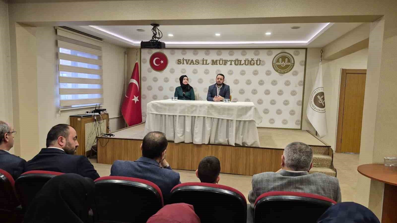 Sivas&rsquo;ta 10 &ouml;ğrenciye hafızlık belgesi verildi
