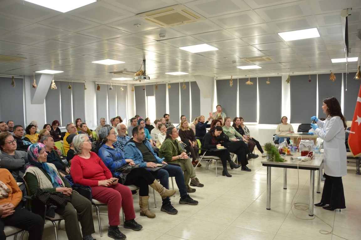 BAÇEM’de "Ayın Atölyesi" programlarına yoğun ilgi