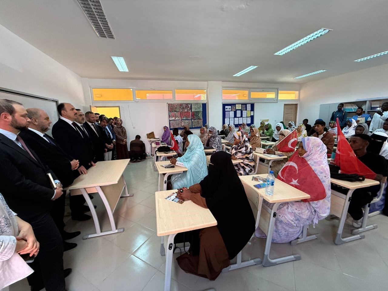 Moritanya&rsquo;da T&uuml;rkoloji okuyan Afrikalı &ouml;ğrenciler UCLG Başkanı Altay&rsquo;ı coşkuyla karşıladı
